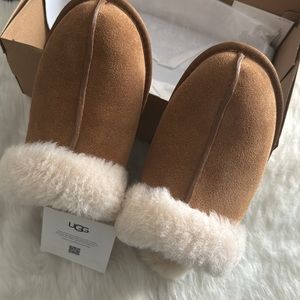 UGG W SCUFFETTE ll 9